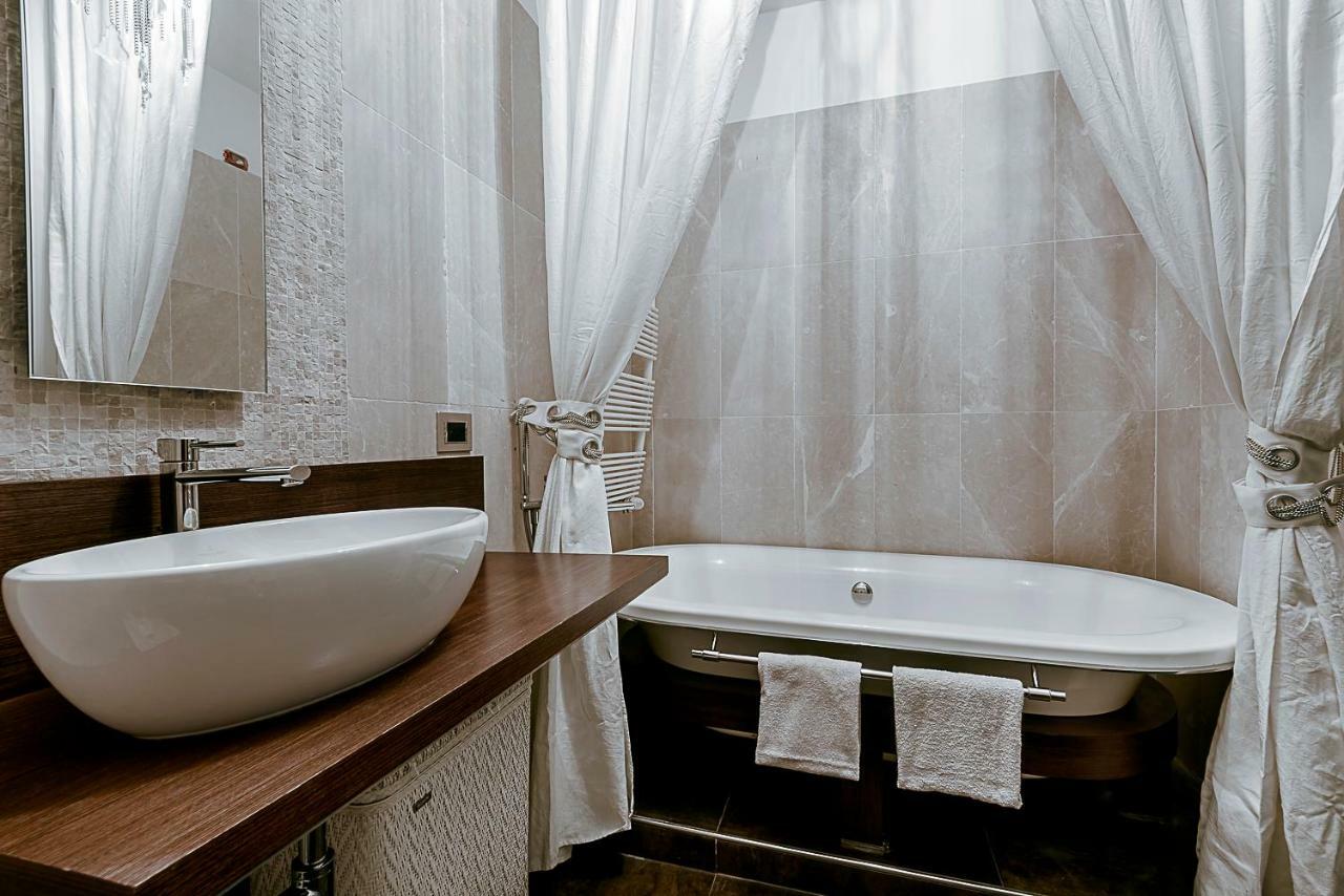 Milano Central Luxury Ngoại thất bức ảnh
